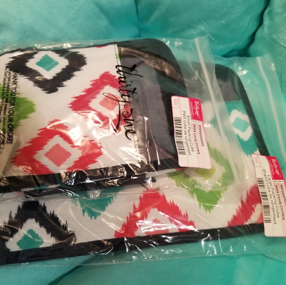 Thirty-One Packing Cubes - Picture 2 of 2
